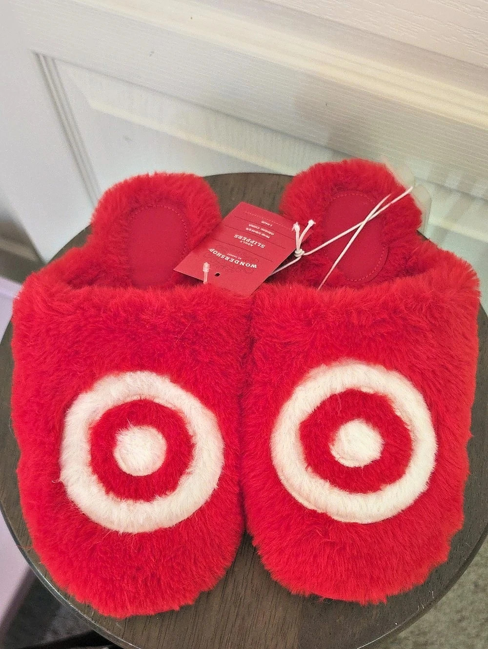Target | Red Bullseye Slippers Fuzzy Slippers Red & White Med- W/7-8 M/5-6 NWT